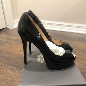 Vince Camuto shoes size US 8,5 worn twice